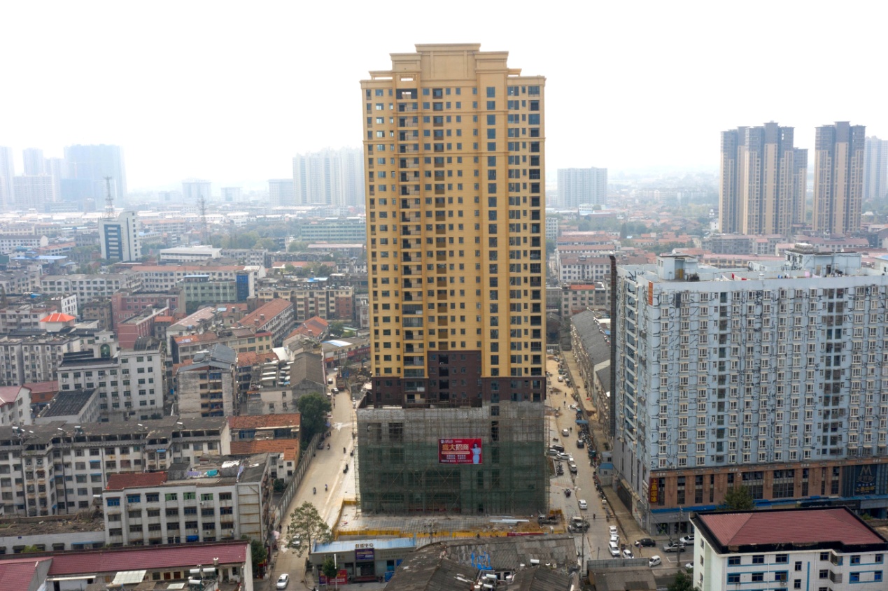 華進(jìn)?華弘廣場(chǎng)