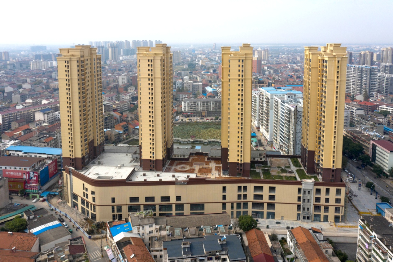 華進(jìn)?華弘廣場(chǎng)